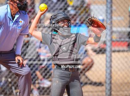 Thumbnail 3 in Highland vs. Hamilton photogallery.
