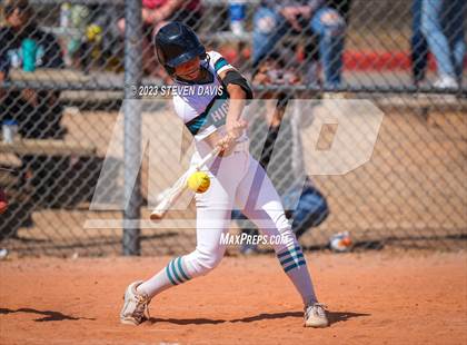 Thumbnail 1 in Highland vs. Hamilton photogallery.