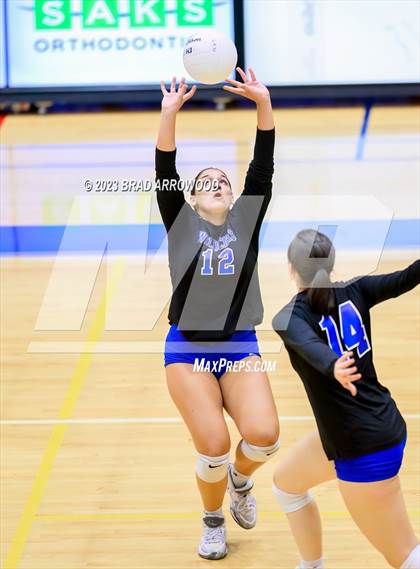 Thumbnail 3 in Cuthbertson @ Lake Norman photogallery.
