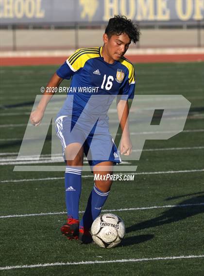 Thumbnail 2 in Fullerton @ Valencia photogallery.