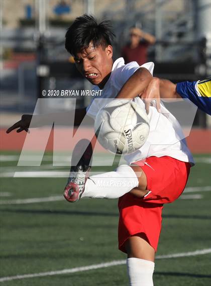 Thumbnail 3 in Fullerton @ Valencia photogallery.