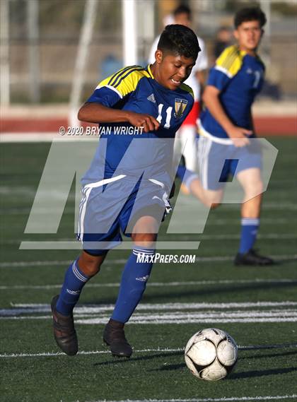 Thumbnail 3 in Fullerton @ Valencia photogallery.