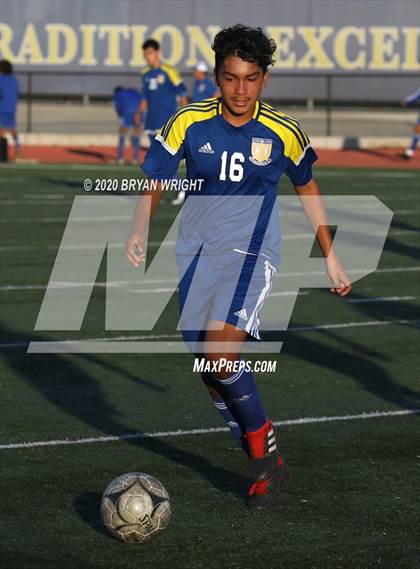Thumbnail 1 in Fullerton @ Valencia photogallery.