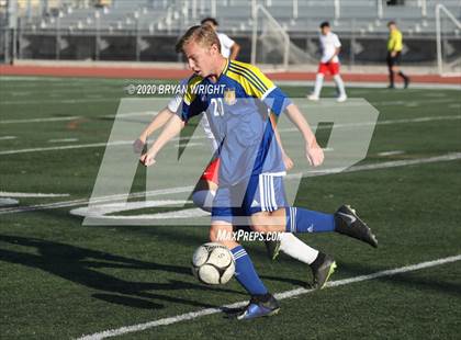 Thumbnail 3 in Fullerton @ Valencia photogallery.