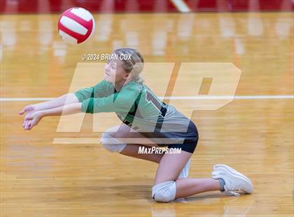 Thumbnail 3 in Valley Springs @ Flippin photogallery.
