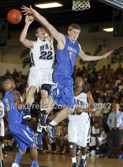 Thumbnail 3 in McNeil vs. Pflugerville photogallery.
