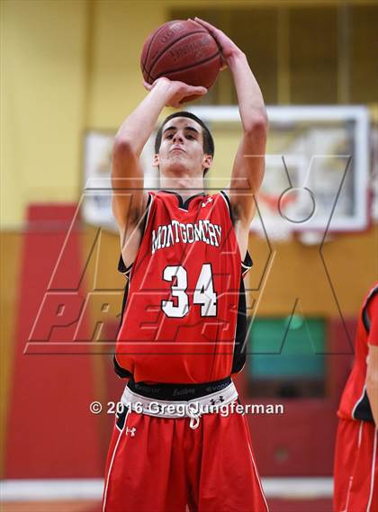 Thumbnail 2 in Montgomery @ Cardinal Newman photogallery.