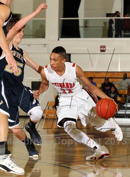 Thumbnail 3 in La Costa Canyon vs Etiwanda (SoCal Shootout) photogallery.