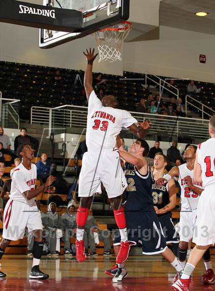 Thumbnail 3 in La Costa Canyon vs Etiwanda (SoCal Shootout) photogallery.