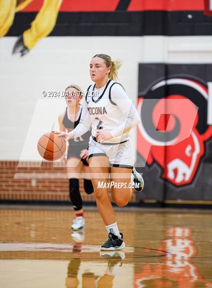 Thumbnail 2 in Nocona vs. Anson (UIL 2A Region II Bi-District Championship) photogallery.