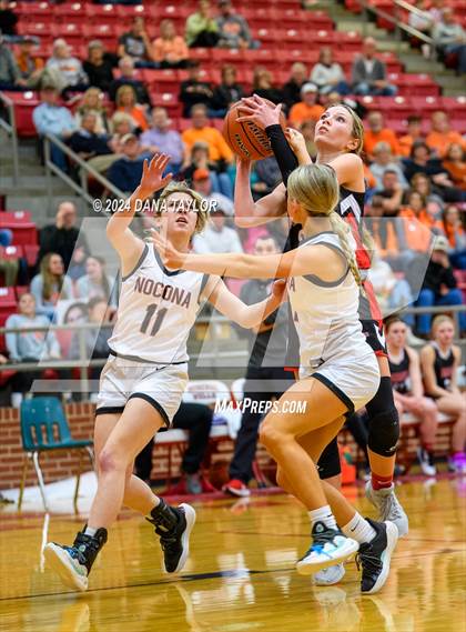 Thumbnail 1 in Nocona vs. Anson (UIL 2A Region II Bi-District Championship) photogallery.