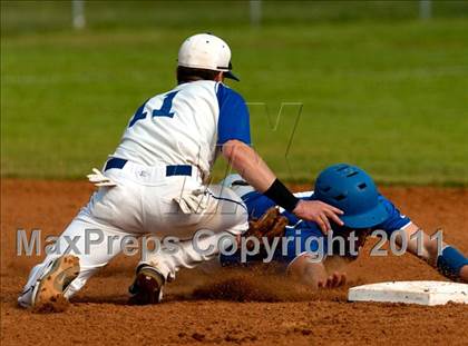 Thumbnail 2 in Newport Central Catholic vs Highlands (36th District Tournament) photogallery.