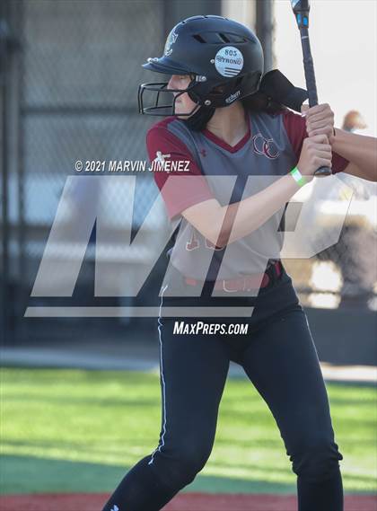 Thumbnail 1 in Oaks Christian vs. El Camino Real photogallery.