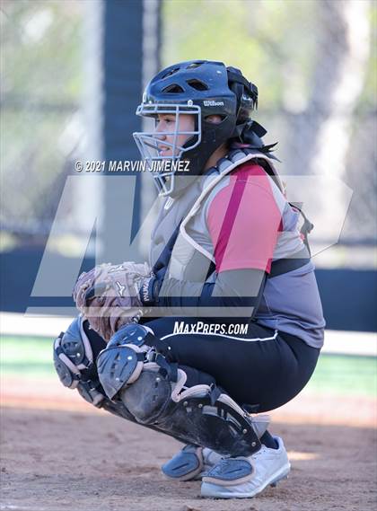 Thumbnail 3 in Oaks Christian vs. El Camino Real photogallery.