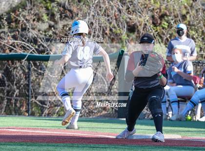 Thumbnail 1 in Oaks Christian vs. El Camino Real photogallery.