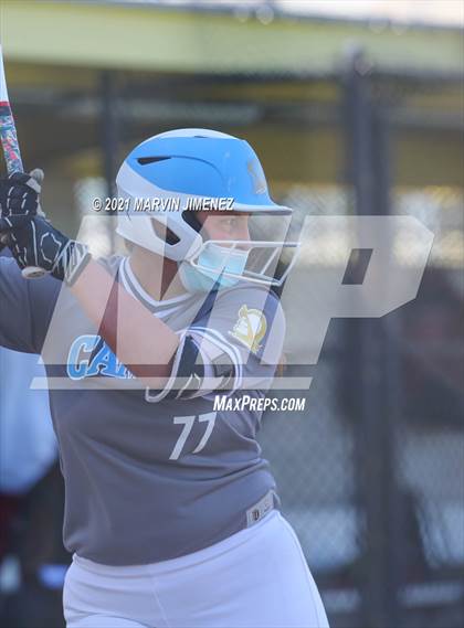 Thumbnail 1 in Oaks Christian vs. El Camino Real photogallery.