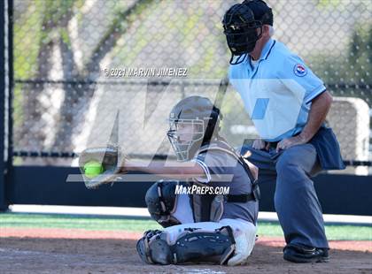 Thumbnail 2 in Oaks Christian vs. El Camino Real photogallery.