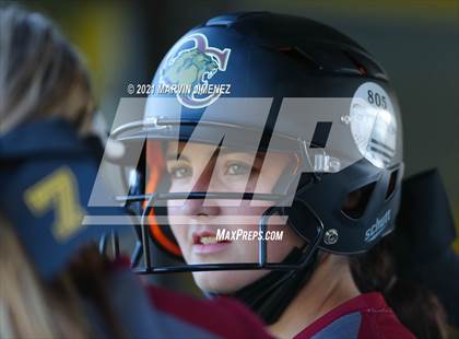 Thumbnail 2 in Oaks Christian vs. El Camino Real photogallery.