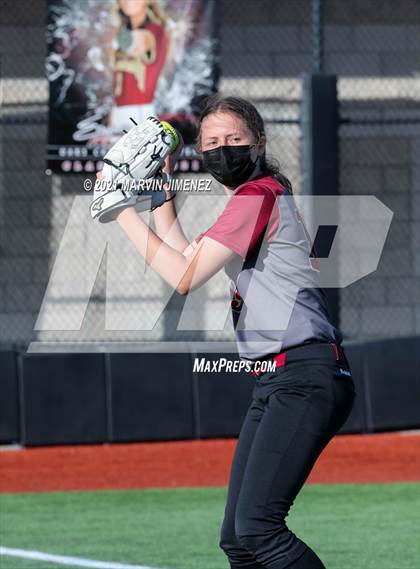 Thumbnail 2 in Oaks Christian vs. El Camino Real photogallery.