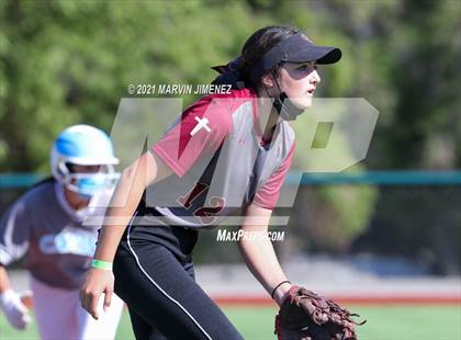 Thumbnail 1 in Oaks Christian vs. El Camino Real photogallery.