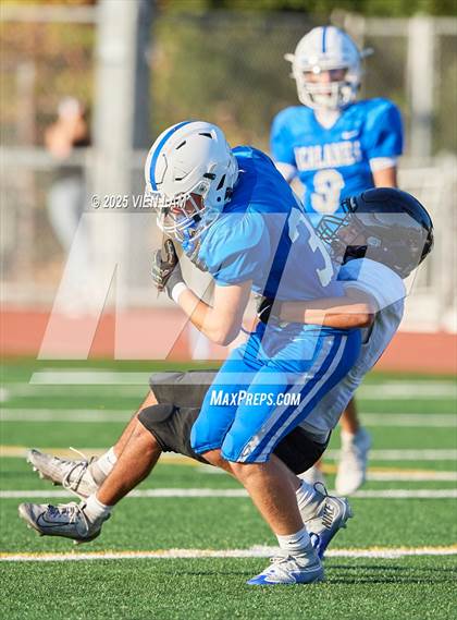 Thumbnail 1 in Archbishop Mitty @ Acalanes photogallery.