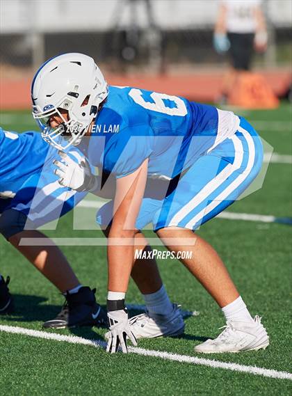 Thumbnail 1 in Archbishop Mitty @ Acalanes photogallery.