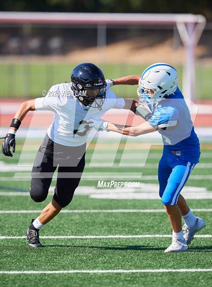 Thumbnail 3 in Archbishop Mitty @ Acalanes photogallery.