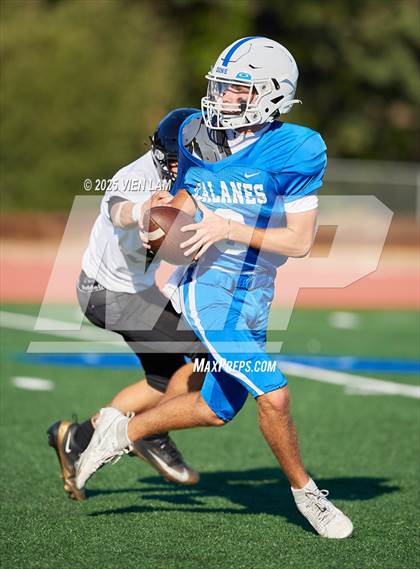 Thumbnail 2 in Archbishop Mitty @ Acalanes photogallery.