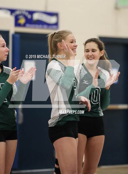 Thumbnail 1 in Burley vs Bonneville (4A State Tourn.) photogallery.