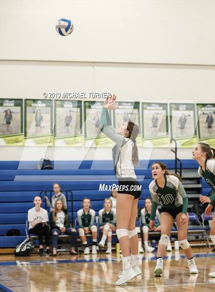Thumbnail 3 in Burley vs Bonneville (4A State Tourn.) photogallery.