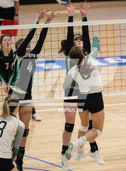 Thumbnail 2 in Burley vs Bonneville (4A State Tourn.) photogallery.