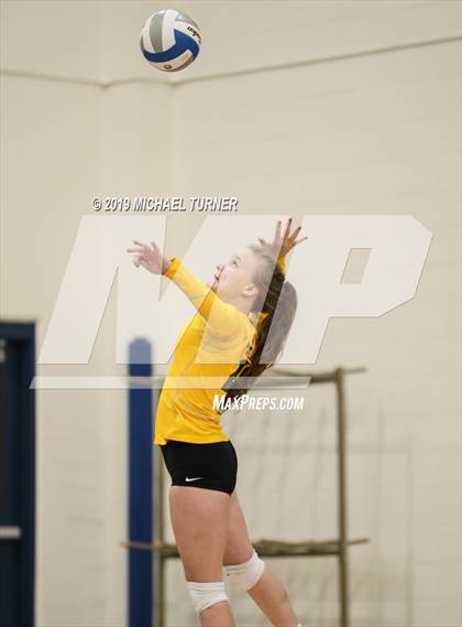 Thumbnail 2 in Burley vs Bonneville (4A State Tourn.) photogallery.