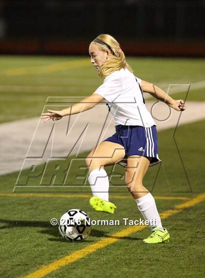 Thumbnail 3 in Kapaun Mt Carmel vs Mill Valley (KSHSAA 5A Semifinal) photogallery.