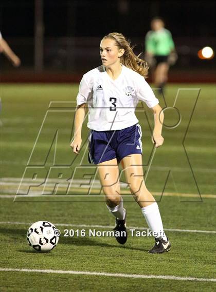 Thumbnail 3 in Kapaun Mt Carmel vs Mill Valley (KSHSAA 5A Semifinal) photogallery.