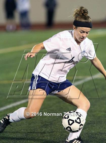 Thumbnail 1 in Kapaun Mt Carmel vs Mill Valley (KSHSAA 5A Semifinal) photogallery.