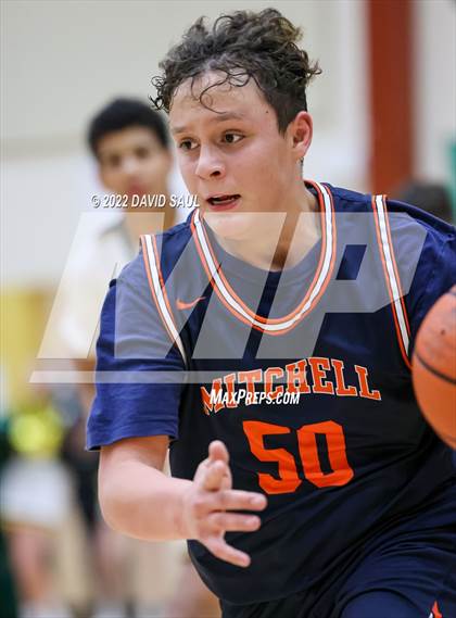 Thumbnail 3 in Mitchell @ Falcon photogallery.