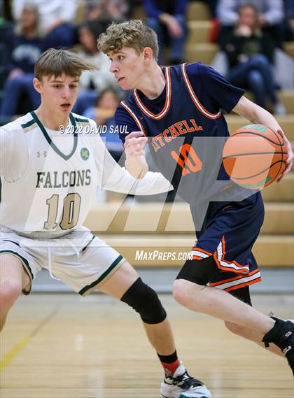 Thumbnail 3 in Mitchell @ Falcon photogallery.