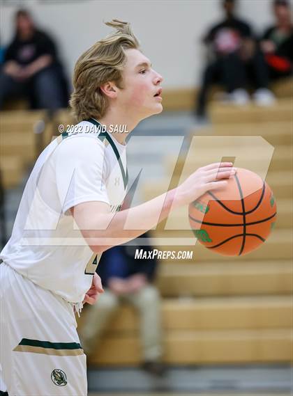 Thumbnail 3 in Mitchell @ Falcon photogallery.