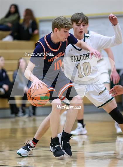 Thumbnail 3 in Mitchell @ Falcon photogallery.