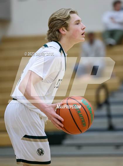Thumbnail 2 in Mitchell @ Falcon photogallery.