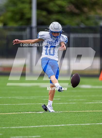 Thumbnail 2 in FR: Barbers Hill @ Galena Park photogallery.