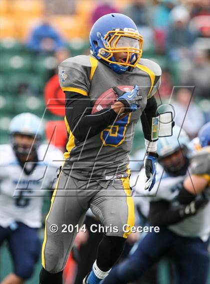 Thumbnail 2 in Indian River vs. Irondequoit (NYSPHSAA Class A Semifinal) photogallery.