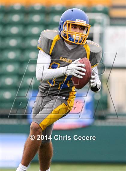 Thumbnail 3 in Indian River vs. Irondequoit (NYSPHSAA Class A Semifinal) photogallery.