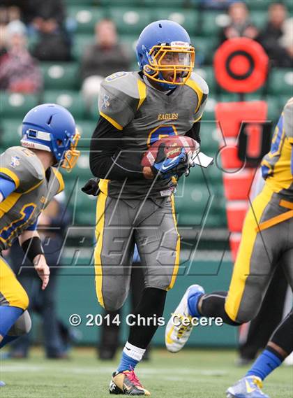 Thumbnail 3 in Indian River vs. Irondequoit (NYSPHSAA Class A Semifinal) photogallery.