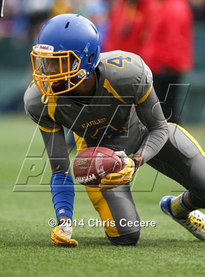 Thumbnail 2 in Indian River vs. Irondequoit (NYSPHSAA Class A Semifinal) photogallery.