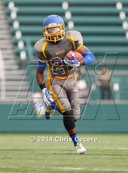 Thumbnail 3 in Indian River vs. Irondequoit (NYSPHSAA Class A Semifinal) photogallery.