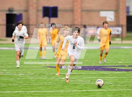 Thumbnail 3 in Walsh Jesuit vs. Aurora (OHSAA D1 District Final) photogallery.