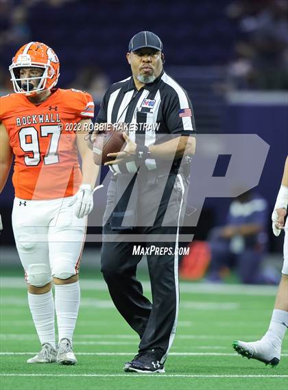 Thumbnail 2 in Rockwall vs. Cedar Hill (Jerry Jones Classic) photogallery.