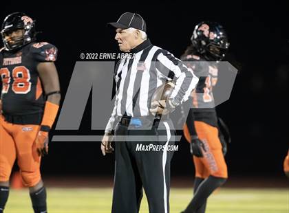 Thumbnail 2 in De La Salle vs. Pittsburg (CIF NCS Open Final) photogallery.