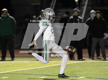 Thumbnail 3 in De La Salle vs. Pittsburg (CIF NCS Open Final) photogallery.